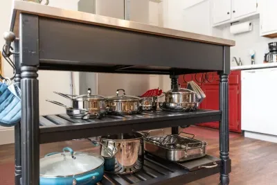 variety of pots & pans