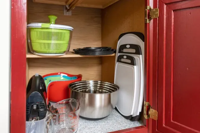 cooking / baking utensils