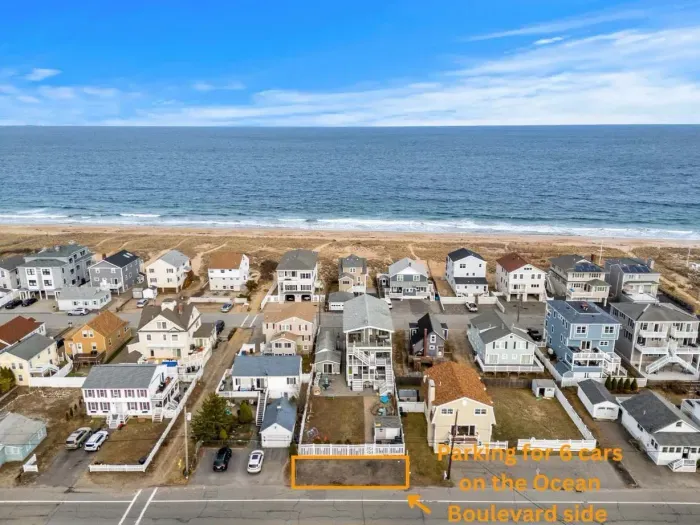 Parking is located on Ocean Boulevard and Commonwealth Ave. There are 6 spots here and 2 on Commonwealth Ave