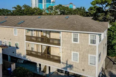 Aerial view of the Ibis Condominium building