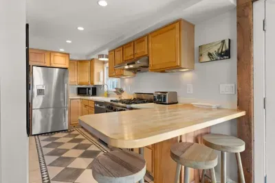 Fully equipped and stocked kitchen.