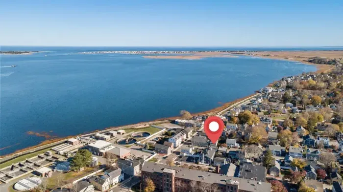 Aerial view, steps to the waterfront, State Street, The Rail Trail and all of Newburyport's top attractions. About 3 miles to Plum Island.