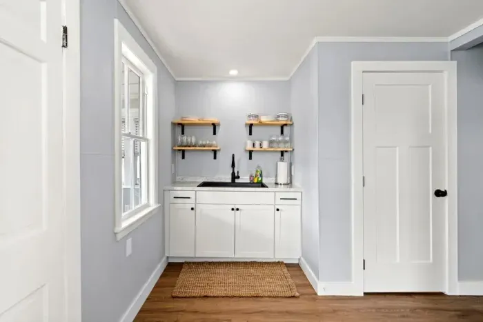 Top unit: renovated kitchen, fully stocked with cookware and, all new appliances