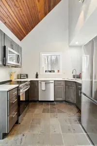 Fully equipped kitchen