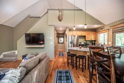 Living room/kitchen area
