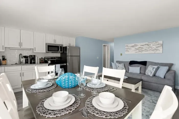 Fully equipped open kitchen and living room (with sleeper sofa), strong WiFi and smart TV