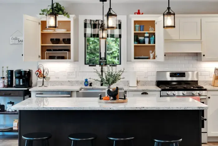 Fully equipped kitchen, including kids cups!