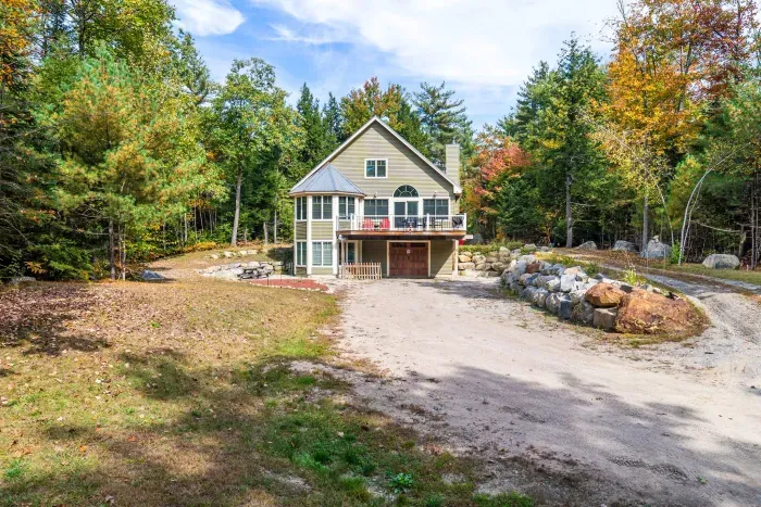 Welcome to Mitten Pines Cabin - foliage edition!