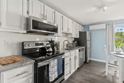 Fully equipped kitchen