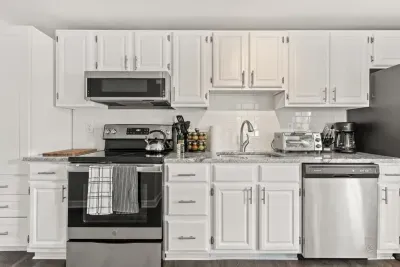 Fully equipped kitchen