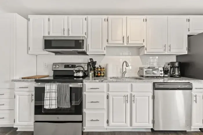 Fully equipped kitchen