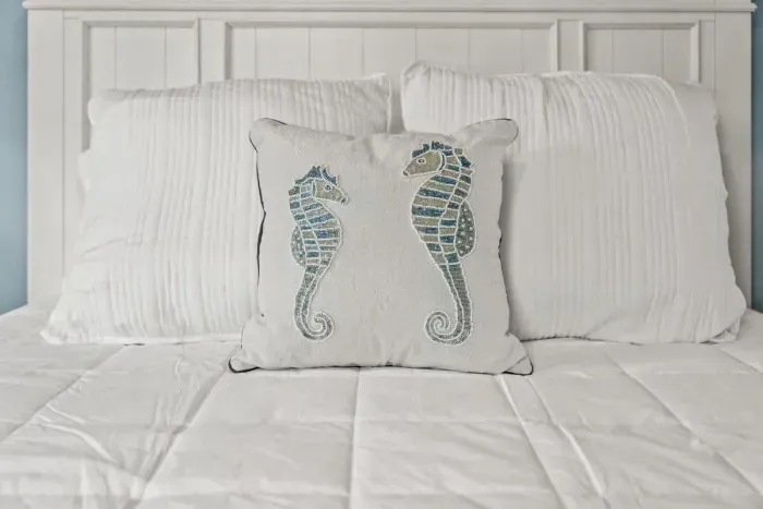 Bedroom with queen bed