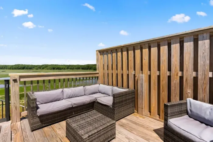 Views from the private roof deck (in the winter, you may use the rooftop deck at your own risk. Ice salt will be provided)