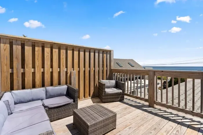 Views from the private roof deck (in the winter, you may use the rooftop deck at your own risk. Ice salt will be provided)