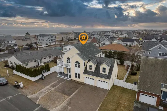 This home is located across a quiet street from beautiful Seabrook Beach!