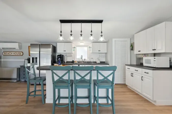 Fully equipped kitchen with updated appliances