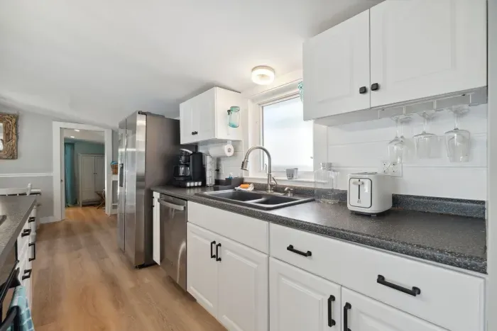 Fully equipped kitchen with updated appliances