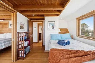 3rd bedroom on 2nd floor with full bed.