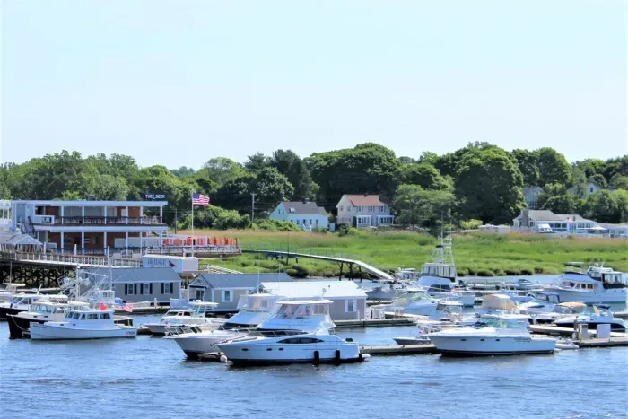 You're just steps from historic downtown Newburyport and marinas.