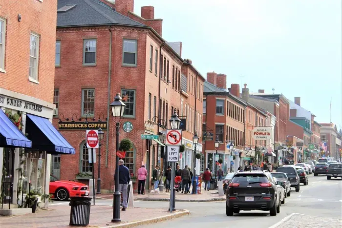 You're just steps from historic downtown Newburyport and marinas.