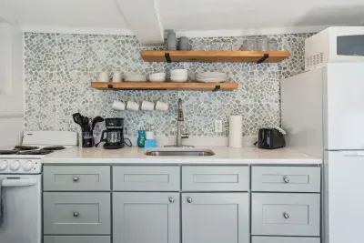 Fully equipped kitchen with full redesign!