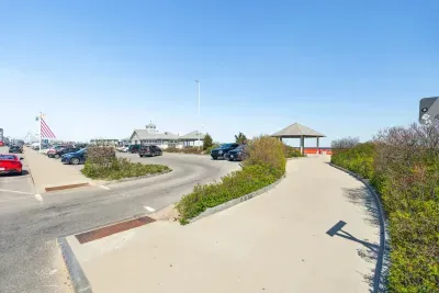 Nearby paid parking spots. Please see the details about the free parking spot provided!