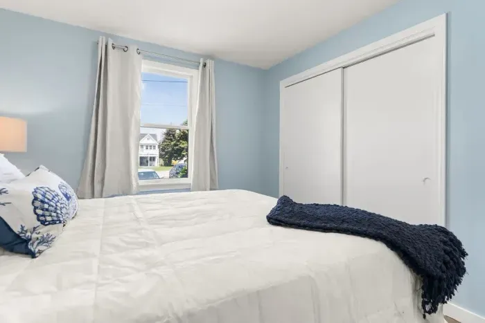 Bedroom #2 - Queen bed