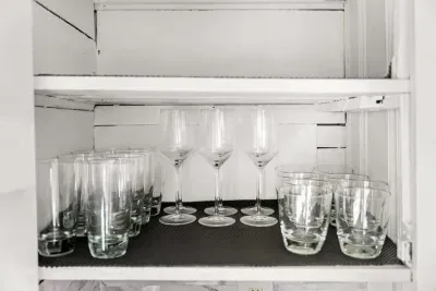 glasses & wine glasses