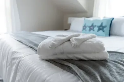 Clean towels provided for all guests