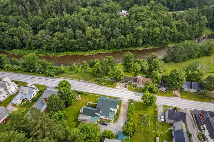 View access to the Ottauquechee River