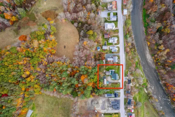 View access to the Ottauquechee River