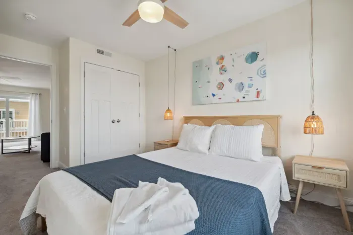 Bedroom #2 with queen bed