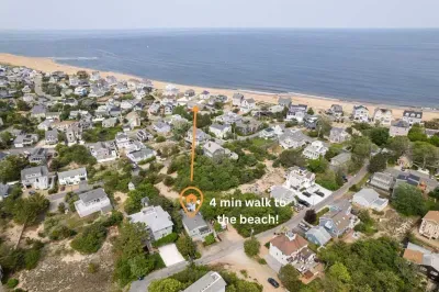 Take a short stroll to the beach through quiet coastal side streets!