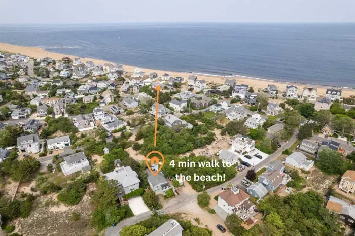 Take a short stroll to the beach through quiet coastal side streets!