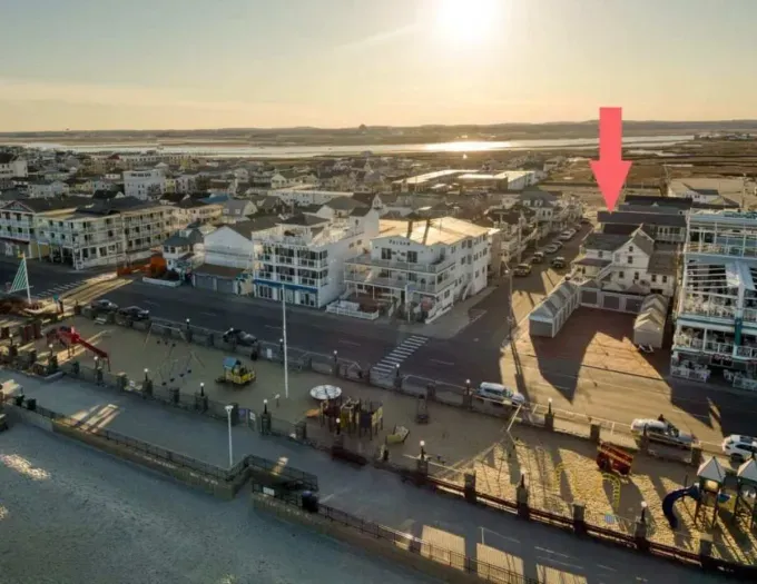 Aerial view, 1/2 block to the beach and boardwalk