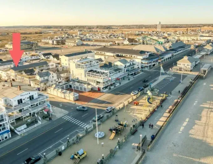 Aerial view, 1/2 block to the beach and boardwalk