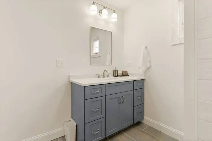 Master bedroom ensuite with heated floors and tiled shower! Clean towels provided