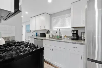Fully equipped kitchen