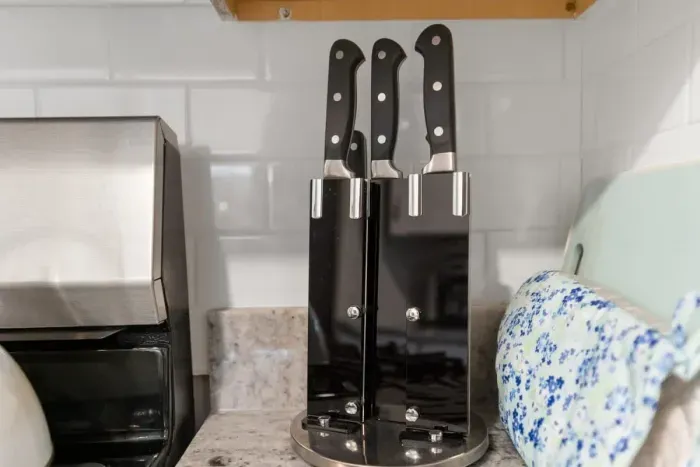 Stocked with plenty of kitchen knives