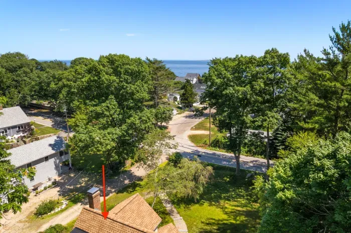 Ocean views and steps to the cliff walk