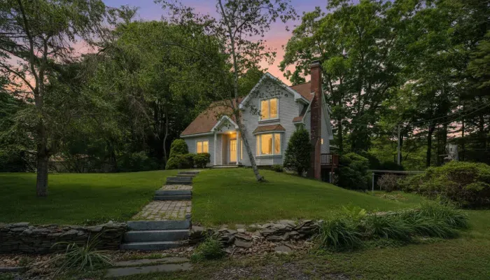 Welcome to Shoals View Escape