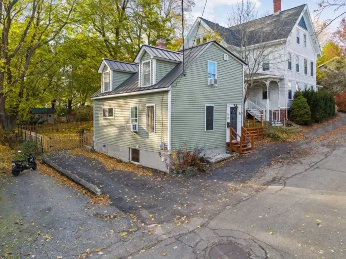 "Welcome to Morning Street"