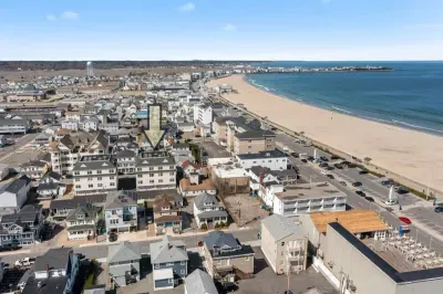 Aerial view of our condo, just steps to the beach, boardwalk and top attractions.