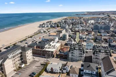 Aerial view of our condo, just steps to the beach, boardwalk and top attractions.