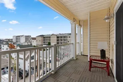 Private, top floor balcony off of the living room!