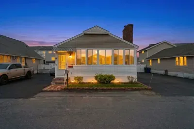 Welcome to Harris Hideaway! This home has plenty of off street parking!