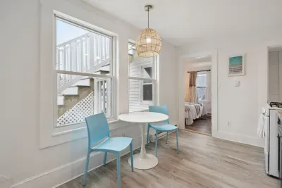 2-seater dining area