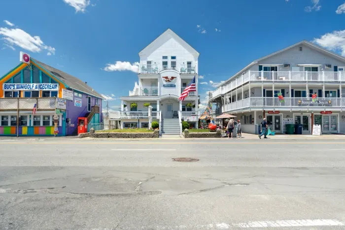 Welcome to "The Americana"