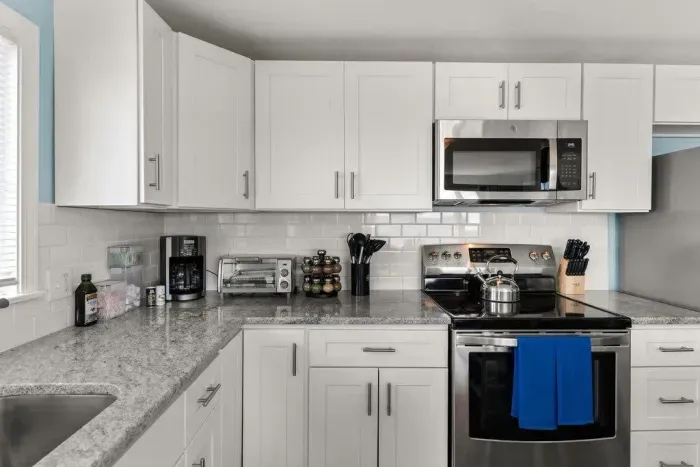 Fully-equipped kitchen