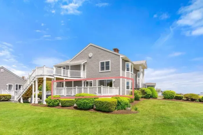 Front street view of unit 7